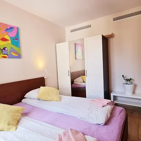 Iidelux Modern *